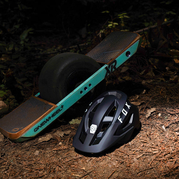 FoxHelmet_Lifestyle_03_grande.